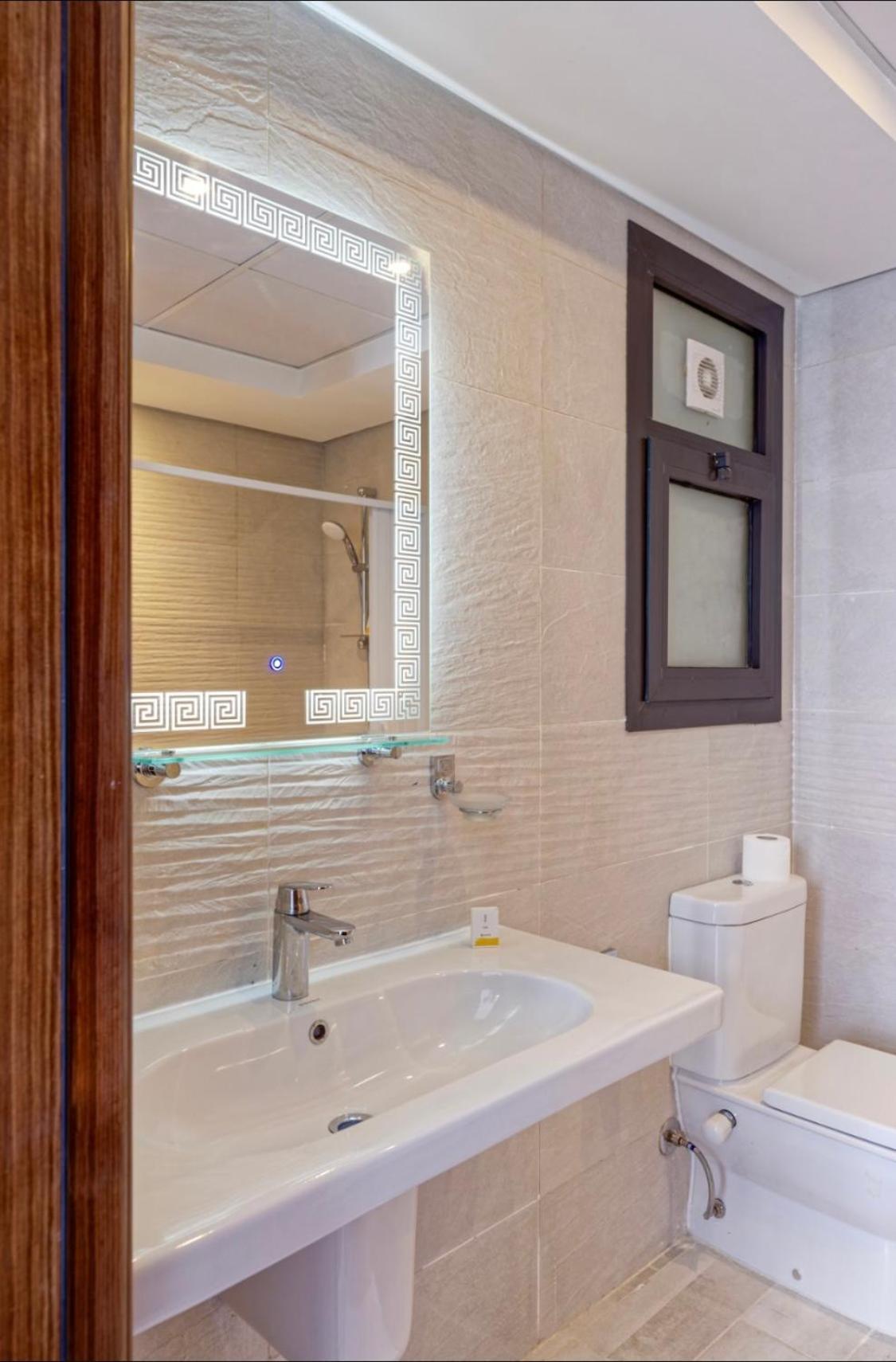 Luxury 2 Bedroom Ground Floor With Private Garden In Festival Apartment *
