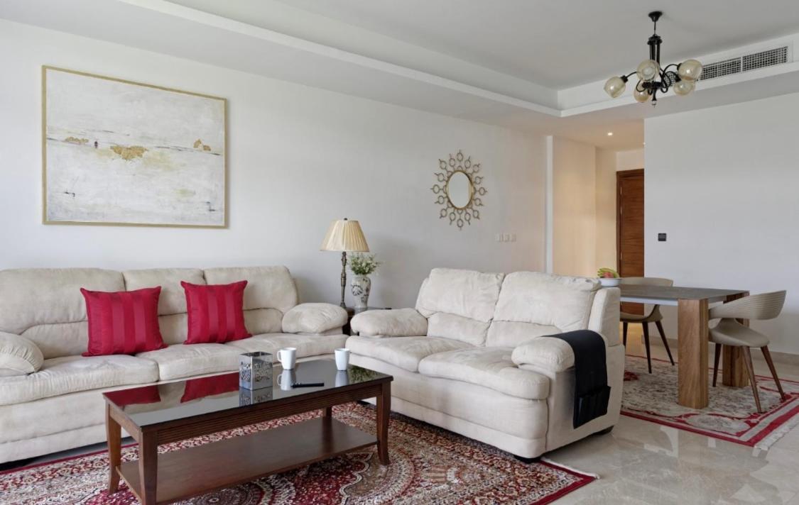 Apartment Luxury 2 Bedroom Ground Floor With Private Garden In Festival Cairo