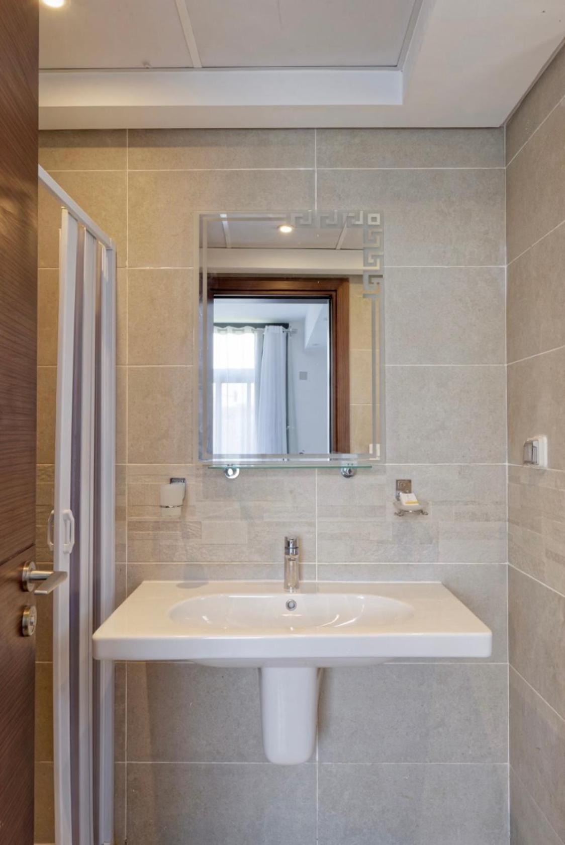 Apartment Luxury 2 Bedroom Ground Floor With Private Garden In Festival *